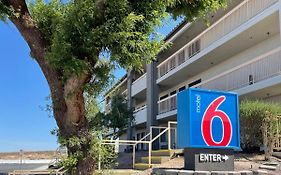 Motel 6 Barstow, Ca I15 And Lenwood Road
