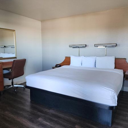 Motel 6 Barstow, Ca I15 And Lenwood Road מראה חיצוני תמונה