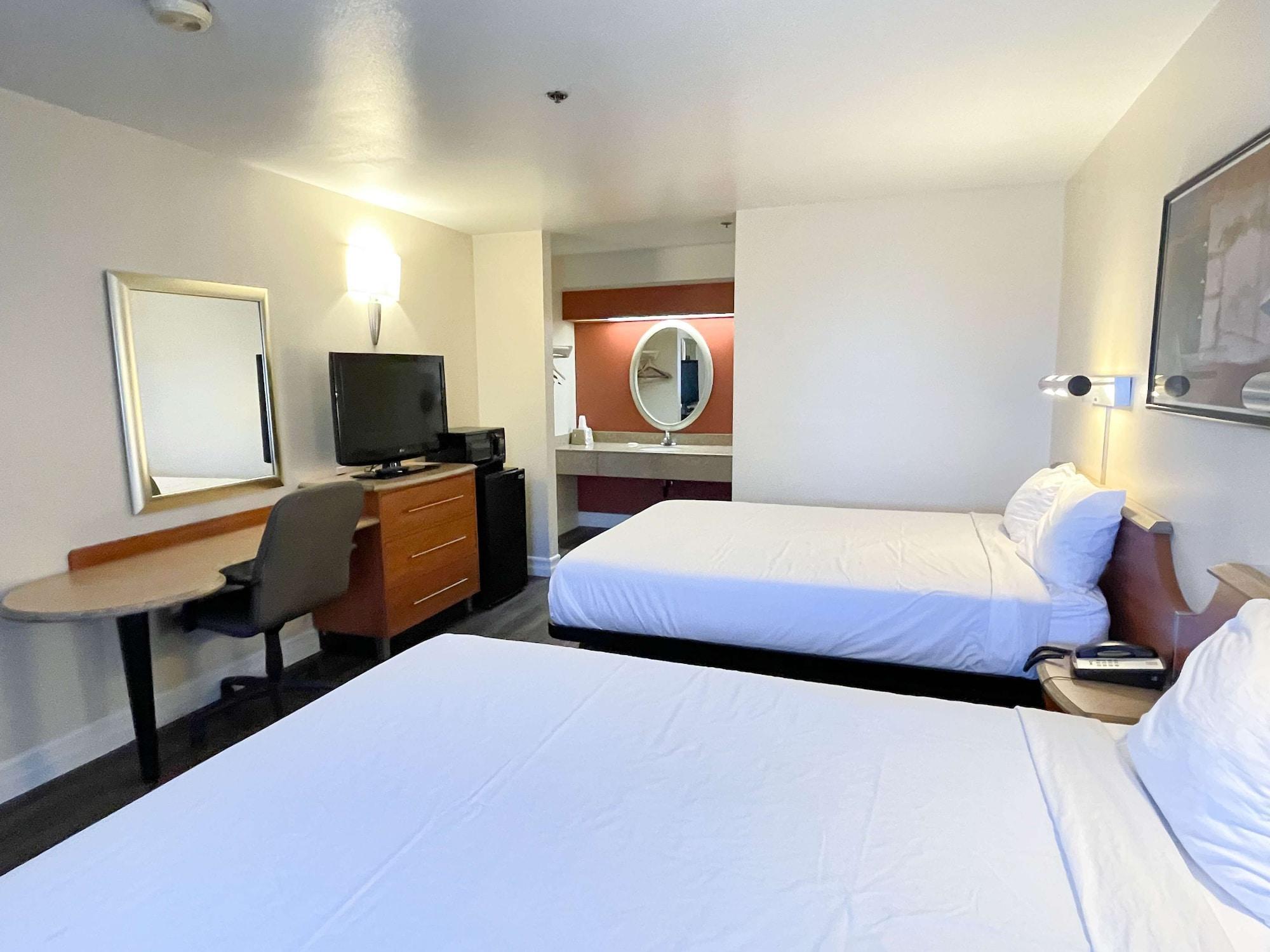 Motel 6 Barstow, Ca I15 And Lenwood Road מראה חיצוני תמונה
