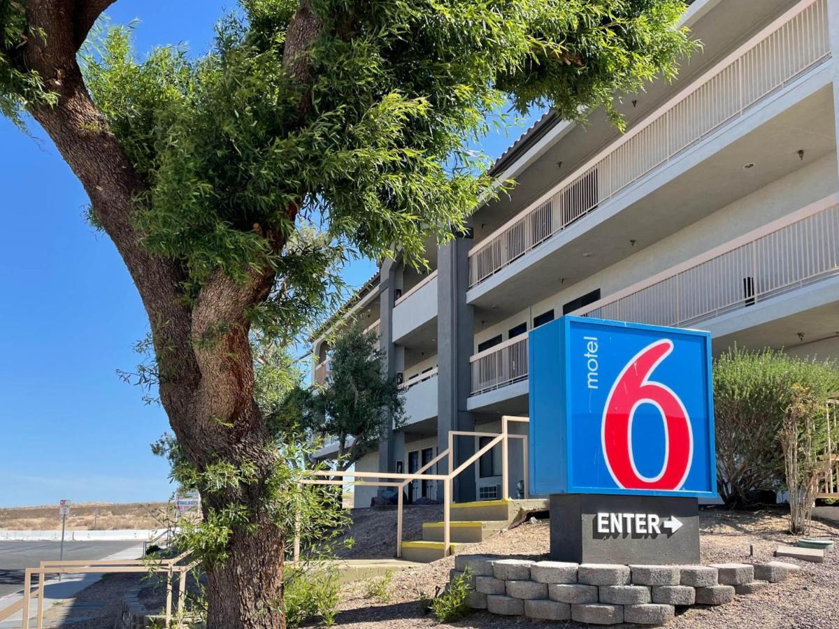Motel 6 Barstow, Ca I15 And Lenwood Road מראה חיצוני תמונה