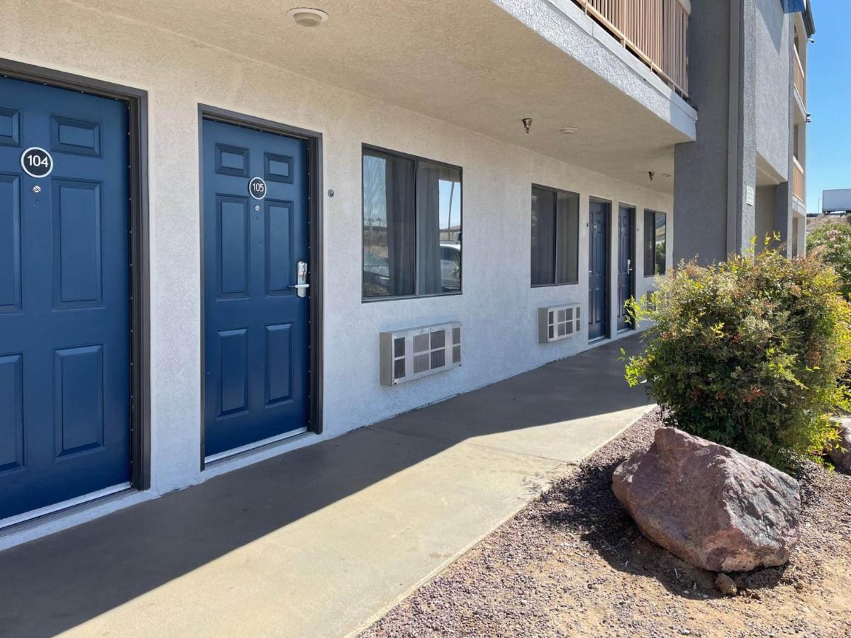 Motel 6 Barstow, Ca I15 And Lenwood Road מראה חיצוני תמונה